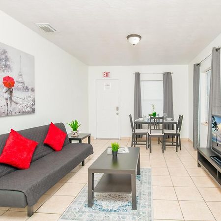 Hollywood Private Apartments ภายนอก รูปภาพ